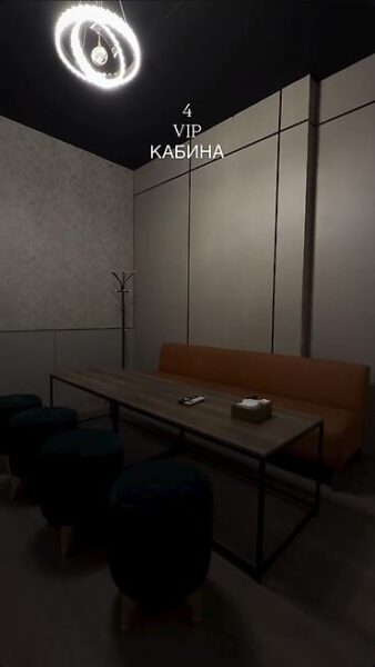 Действующее караоке-заведение в центре Бишкека